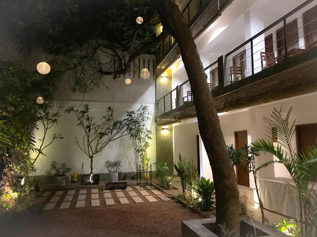 Sayura House Hotel โคลอมโบ ภายนอก รูปภาพ