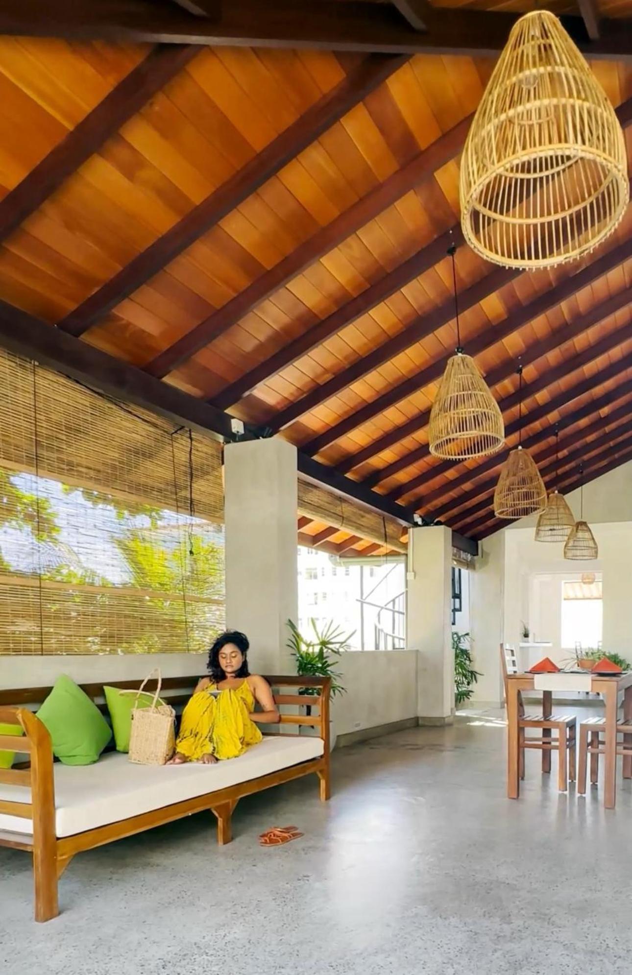 Sayura House Hotel โคลอมโบ ภายนอก รูปภาพ