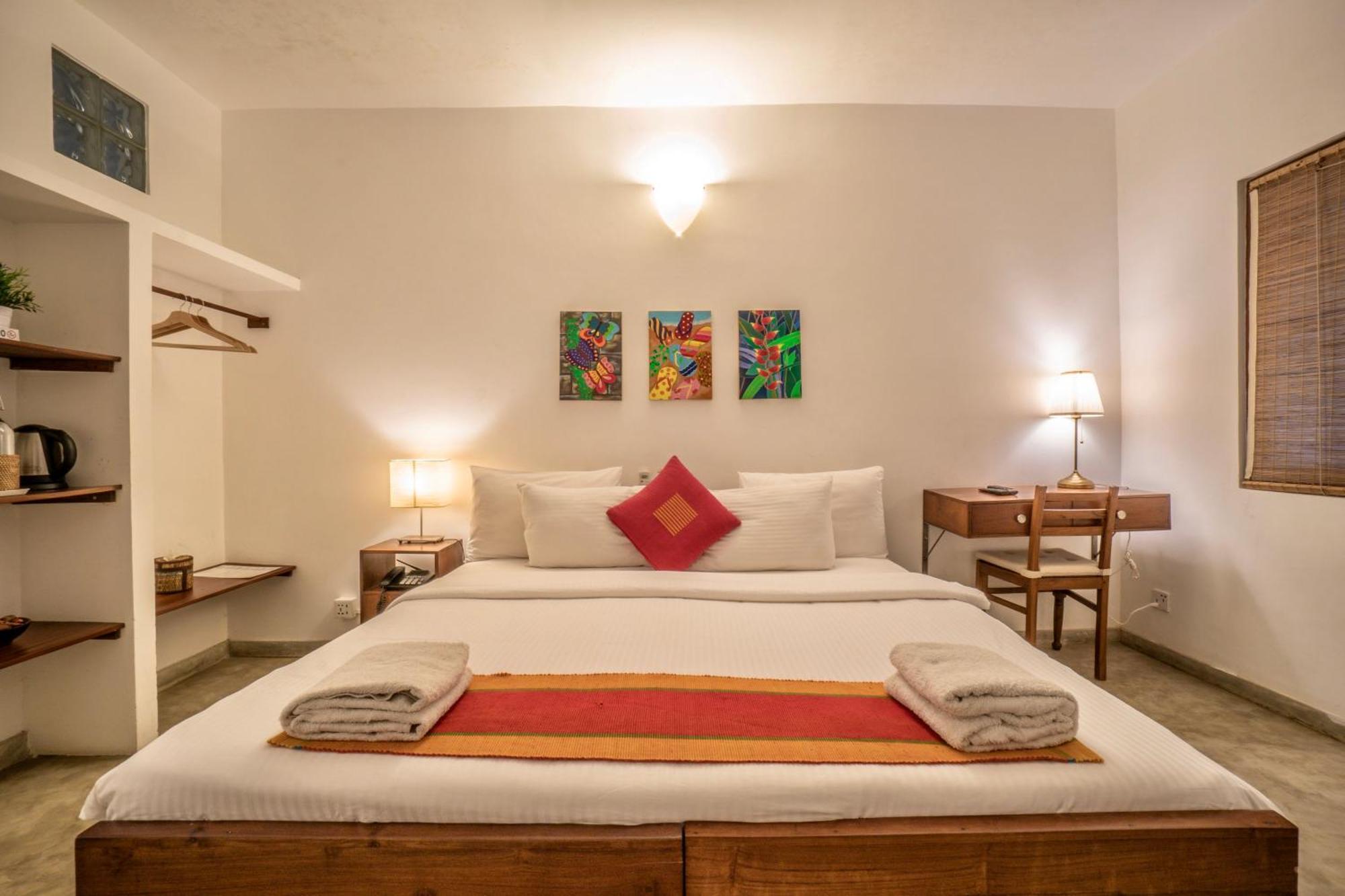 Sayura House Hotel โคลอมโบ ภายนอก รูปภาพ