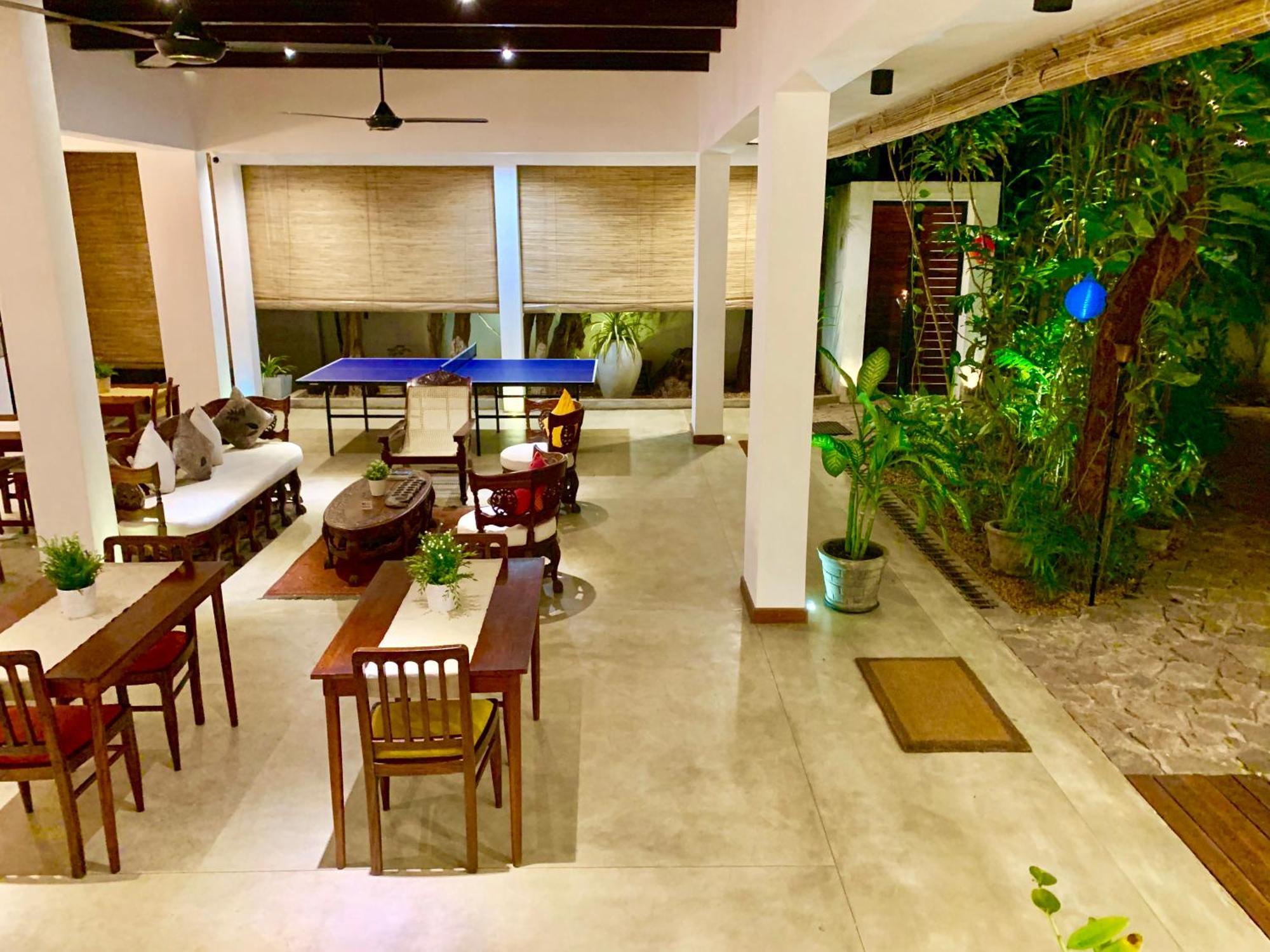 Sayura House Hotel โคลอมโบ ภายนอก รูปภาพ