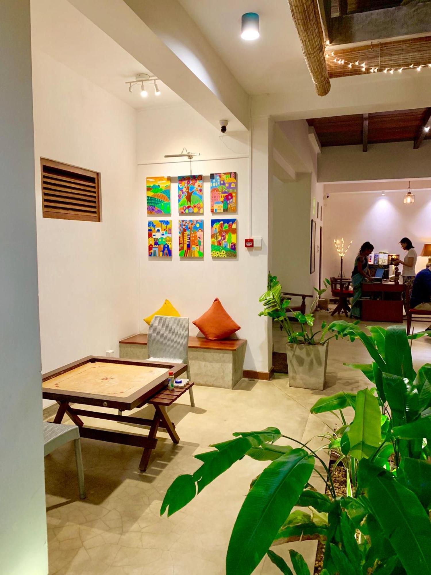Sayura House Hotel โคลอมโบ ภายนอก รูปภาพ