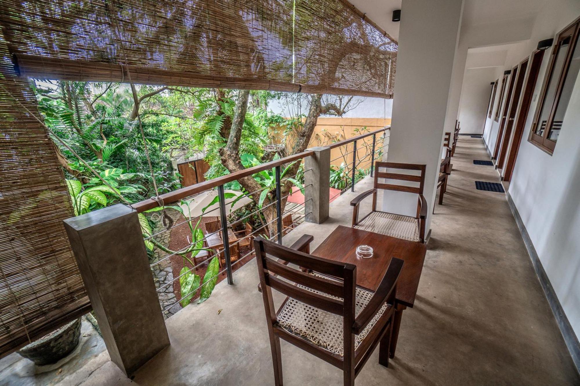 Sayura House Hotel โคลอมโบ ภายนอก รูปภาพ