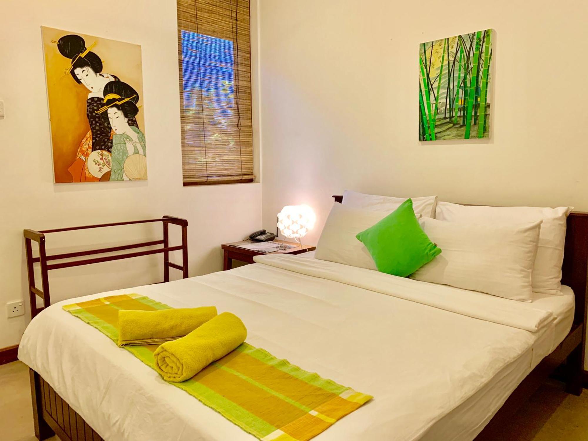 Sayura House Hotel โคลอมโบ ภายนอก รูปภาพ